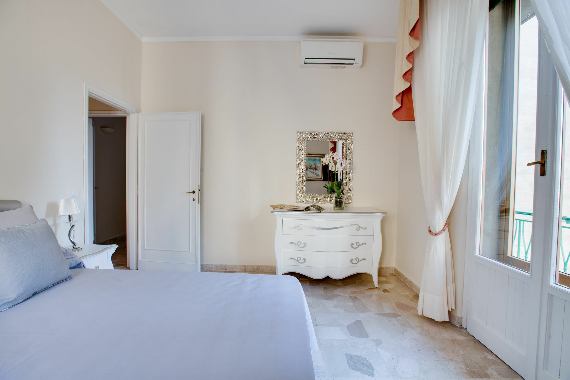 Kometa Suites & Apartments Florence Ngoại thất bức ảnh